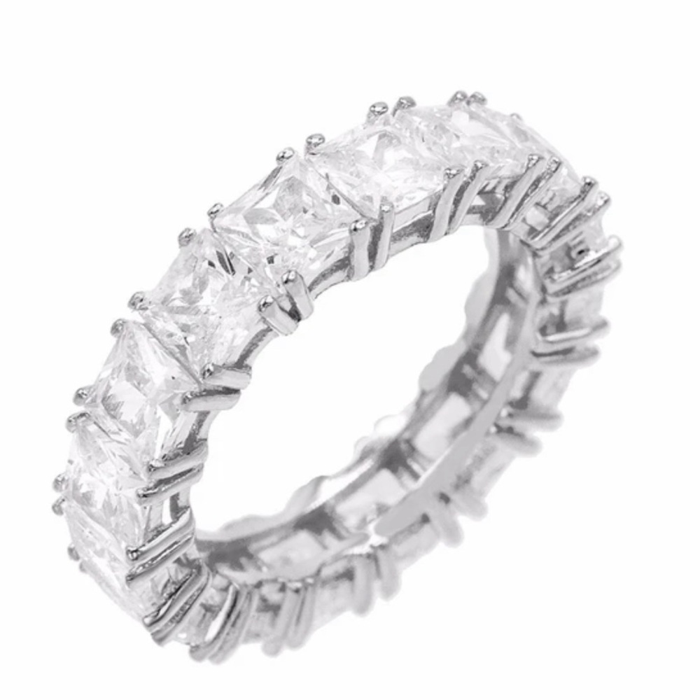 Princess cut diamond eternity band size 6